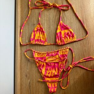 Inamorata Bikini Set with shirt in pink and orange. Tops: small. Bottom: medium.